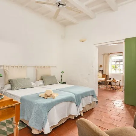 Binicalaf Vell Cala En Porter (Menorca)