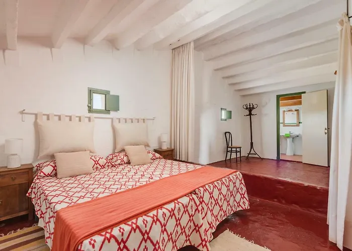 Binicalaf Vell Cala En Porter (Menorca)